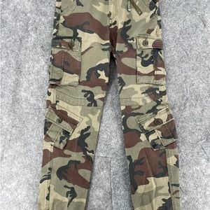 Must Way Camo Cargo Pants size 30